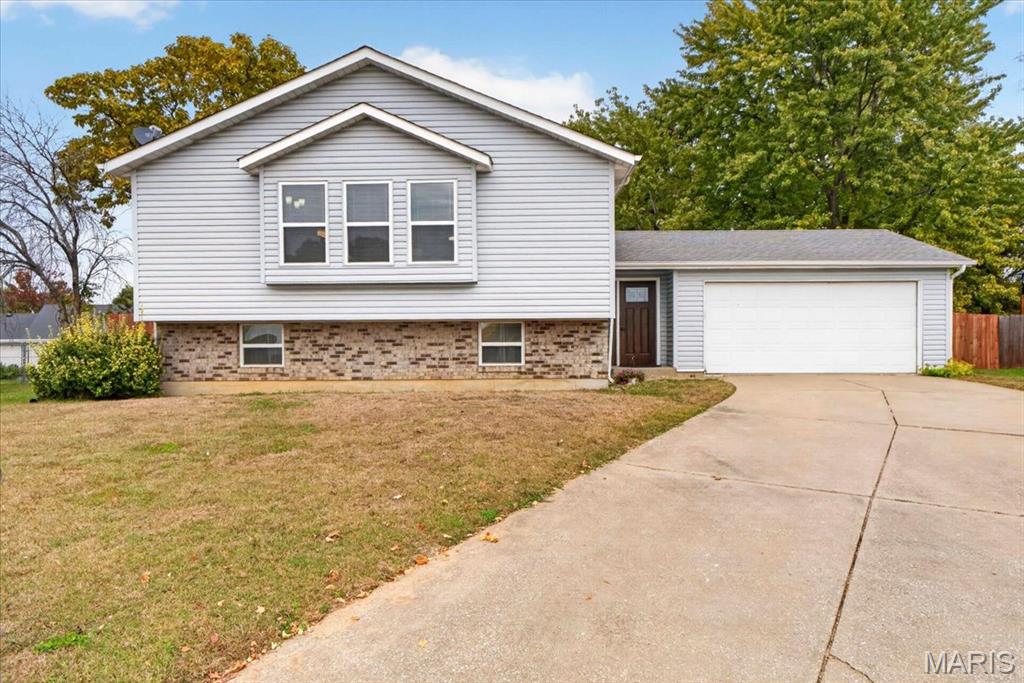 Photo of 337 Atrium Ridge Court St Charles MO 63304