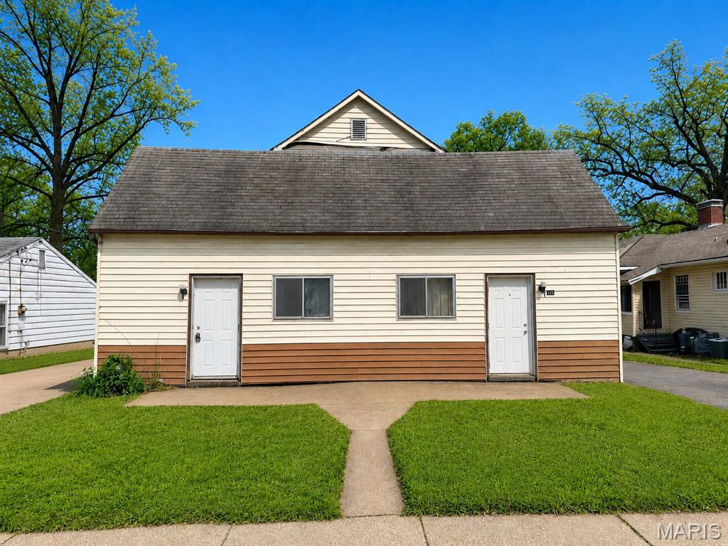 Photo of 319 Saint Louis Avenue Ferguson MO 63135
