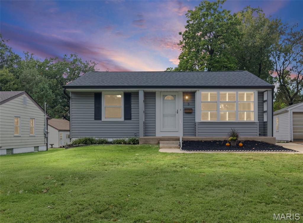 Photo of 3 Banbury Court Crestwood MO 63126