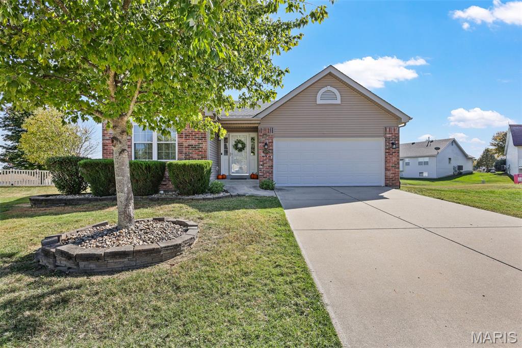 Photo of 2275 Haverford Ct Maryville IL 62062