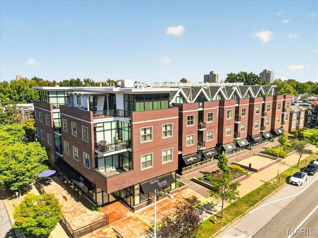 Photo of 6451 Clayton Road #405 Clayton MO 63117