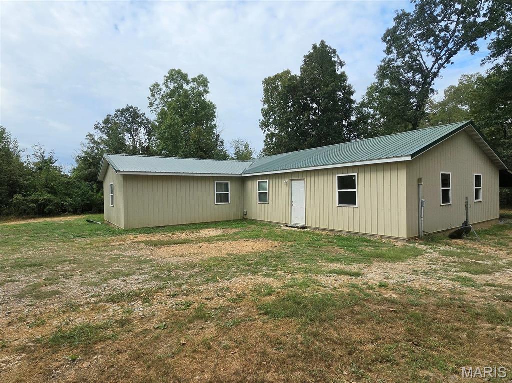 Photo of 1986 County Road 512 Altenburg MO 63732