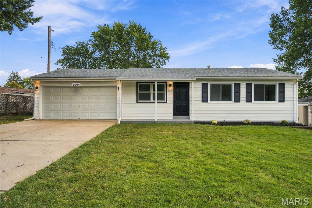 Photo of 4904 Plum Tree Lane Hazelwood MO 63042