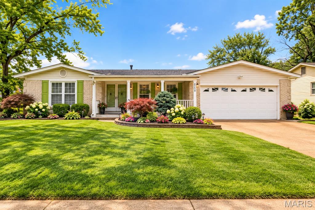 Photo of 2130 Bienville Drive Florissant MO 63031