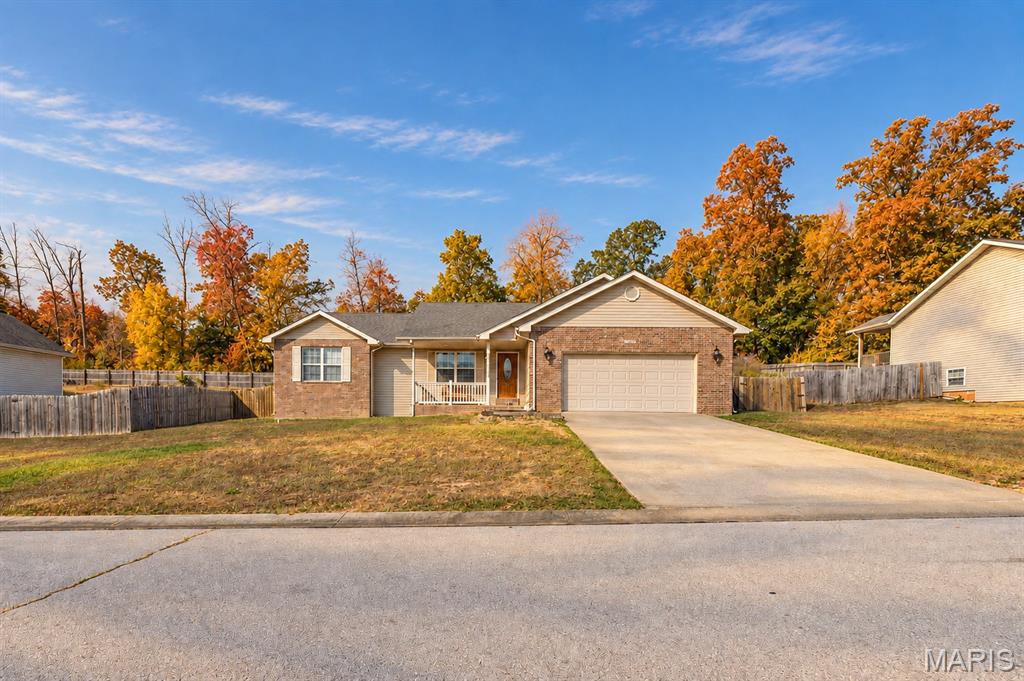 Photo of 166 Lyle Curtis Circle Waynesville MO 65583