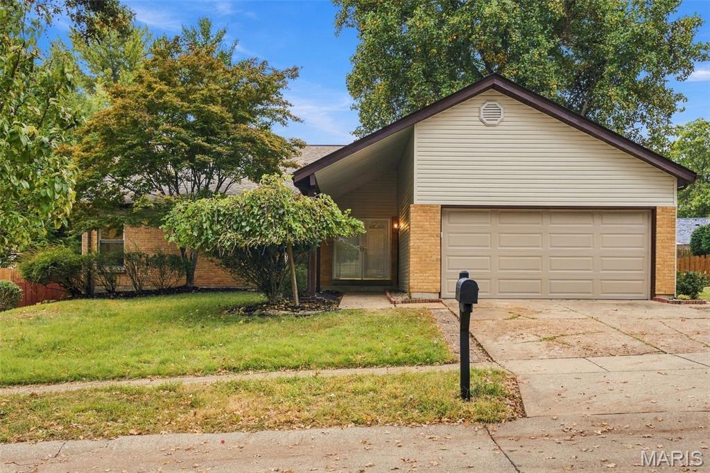 Photo of 12226 Autumn Dale Court Maryland Heights MO 63043