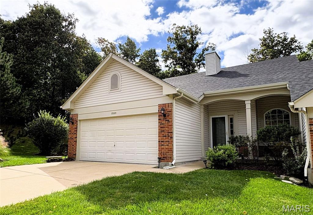 Photo of 7225 Tournament Drive St Louis MO 63129