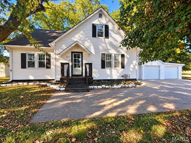 Photo of 307 E State Route 161 Albers IL 62215