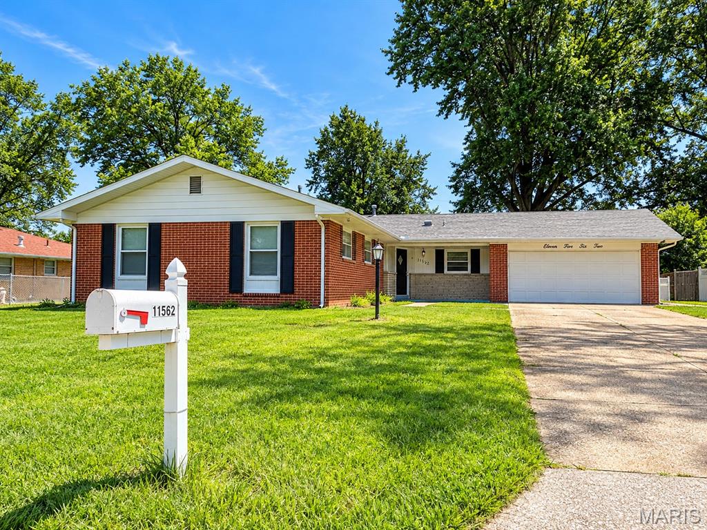 Photo of 11562 Rock Hampton Drive Spanish Lake MO 63138