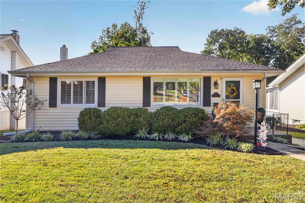 Photo of 935 Glenway Drive Glendale MO 63122