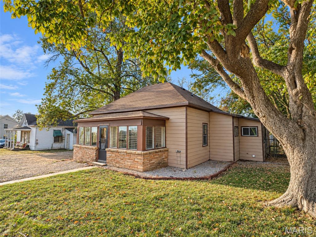 Photo of 315 E Washington Street Cuba MO 65453