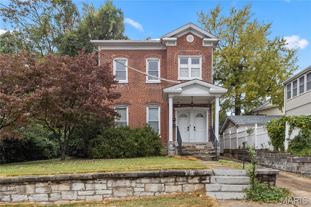 Photo of 824 Henry Street Alton IL 62002