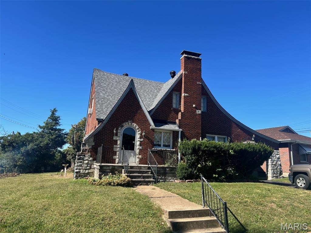 Photo of 7919 Martys Drive St Louis MO 63123