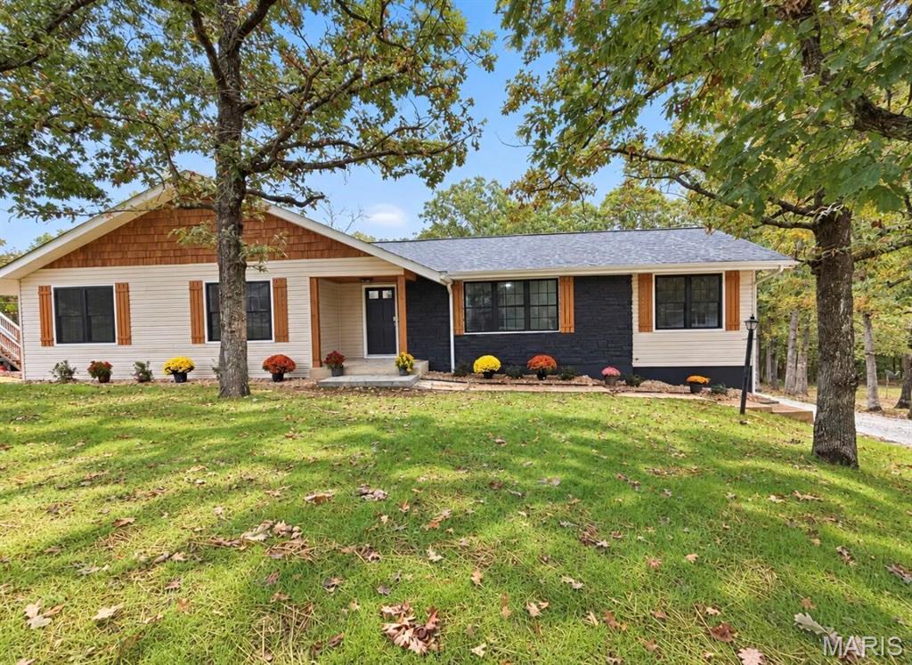 Photo of 6 Kathryn Drive St James MO 65559