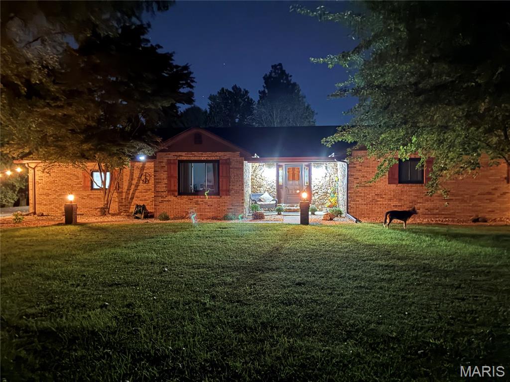 Photo of 2001 Tiffany Lane Belleville IL 62223