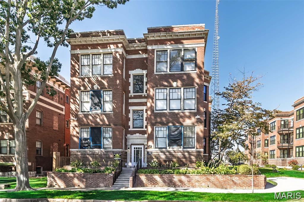 Photo of 527 Clara Avenue #2A St Louis MO 63112