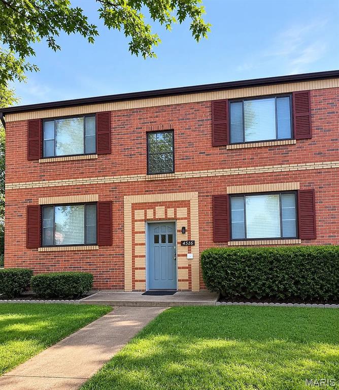 Photo of 5518 Chippewa Street #2W St Louis MO 63109