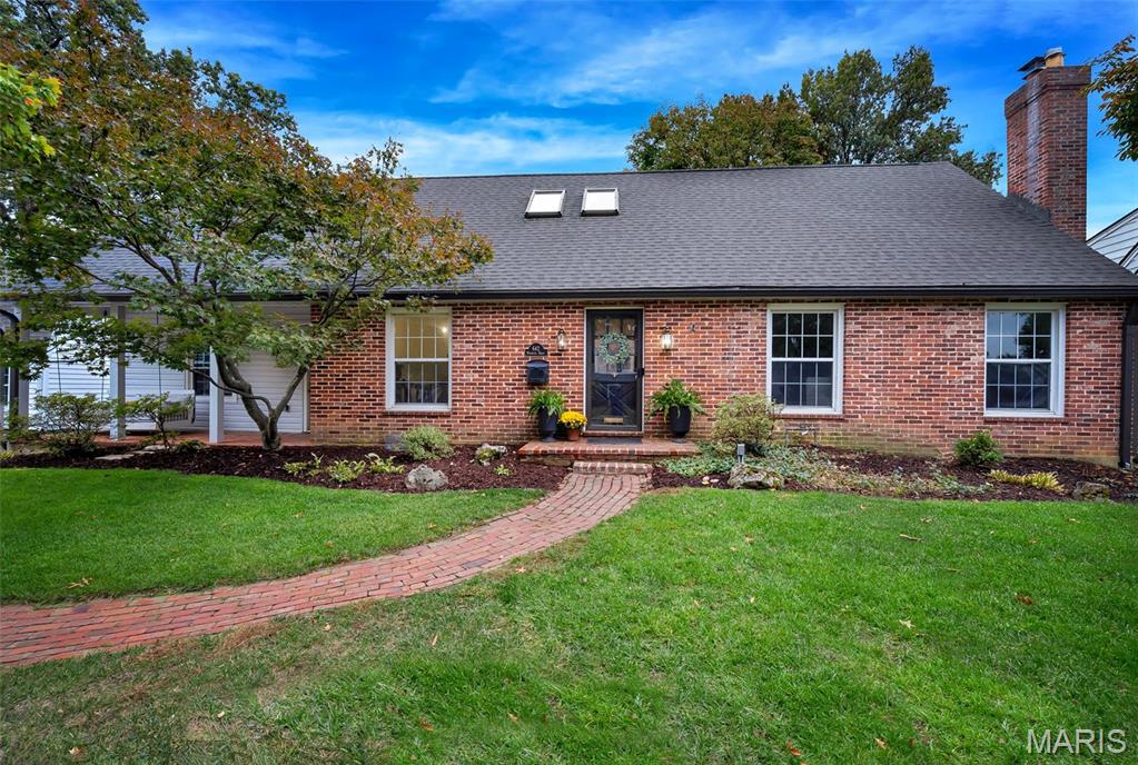 Photo of 642 Windrush Drive Kirkwood MO 63122
