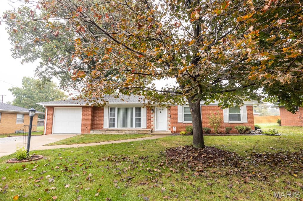 Photo of 505 Southgate Drive Belleville IL 62223