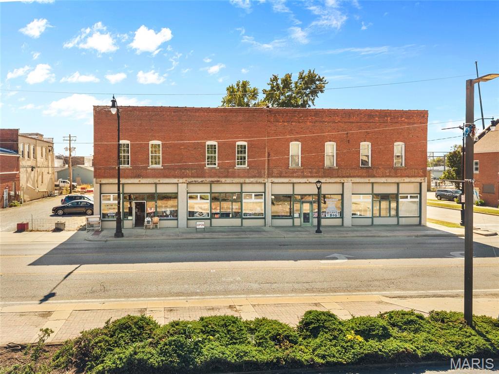 Photo of 120 W Union Avenue Litchfield IL 62056
