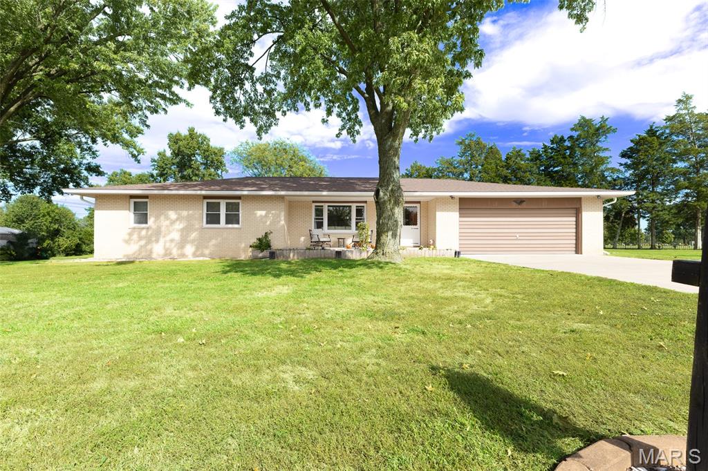 Photo of 2017 Valley View Road Mexico MO 65265