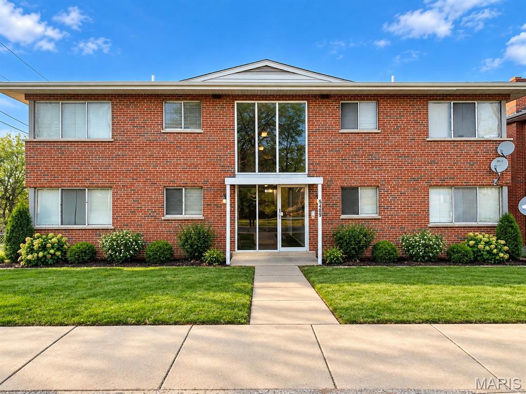 Photo of 5409 Bermuda Drive St Louis MO 63121