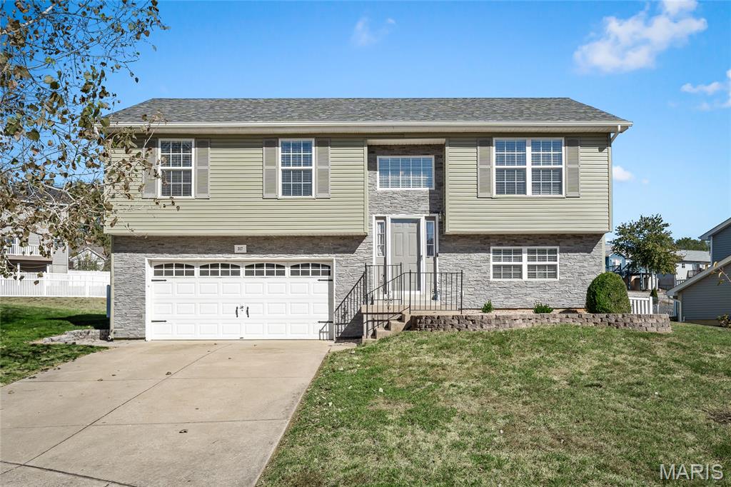 Photo of 317 Winding Way Court Wentzville MO 63385