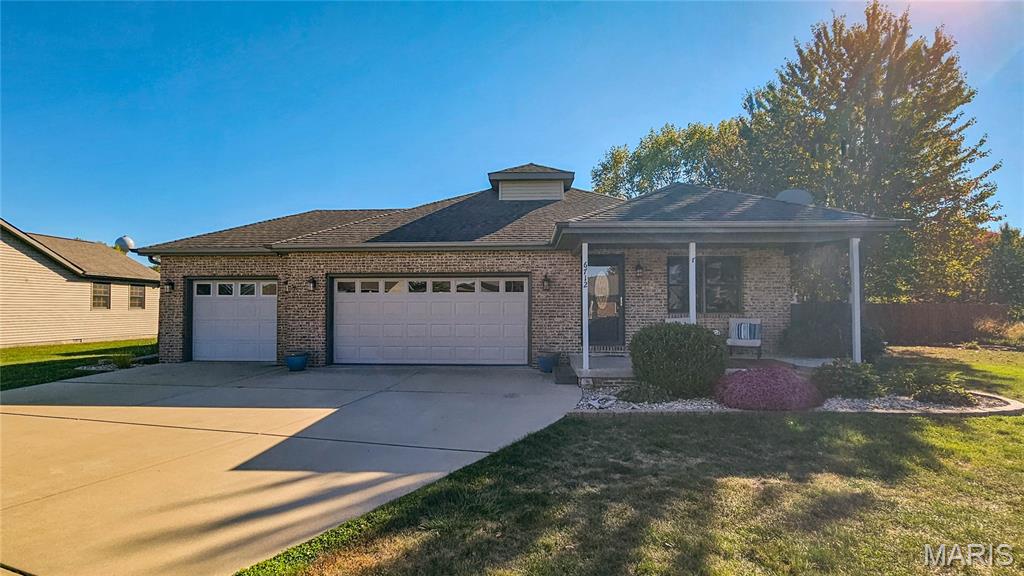 Photo of 6712 Becker Drive Virden IL 62690