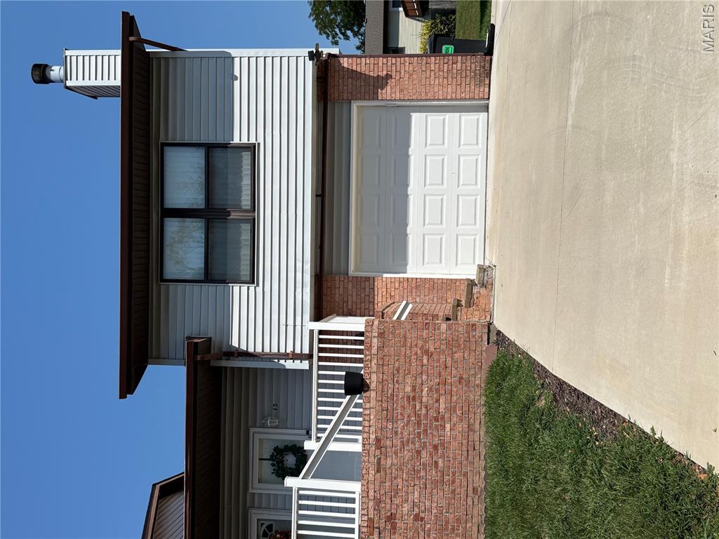 Photo of 15 Clinton Hill Drive Belleville IL 62226