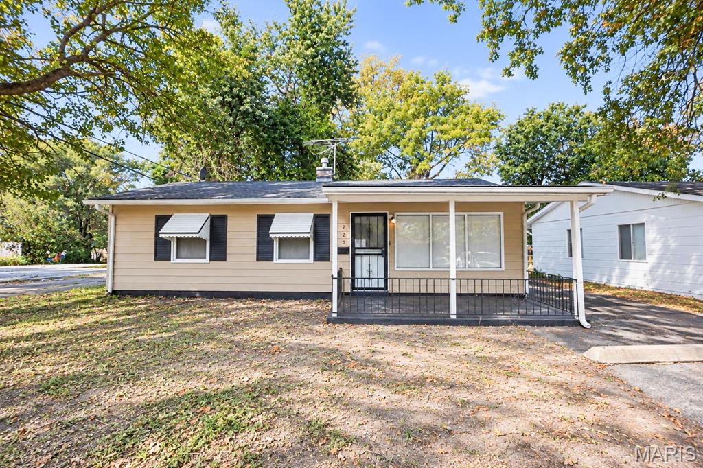 Photo of 720 Saint Nicholas Drive Cahokia IL 62206