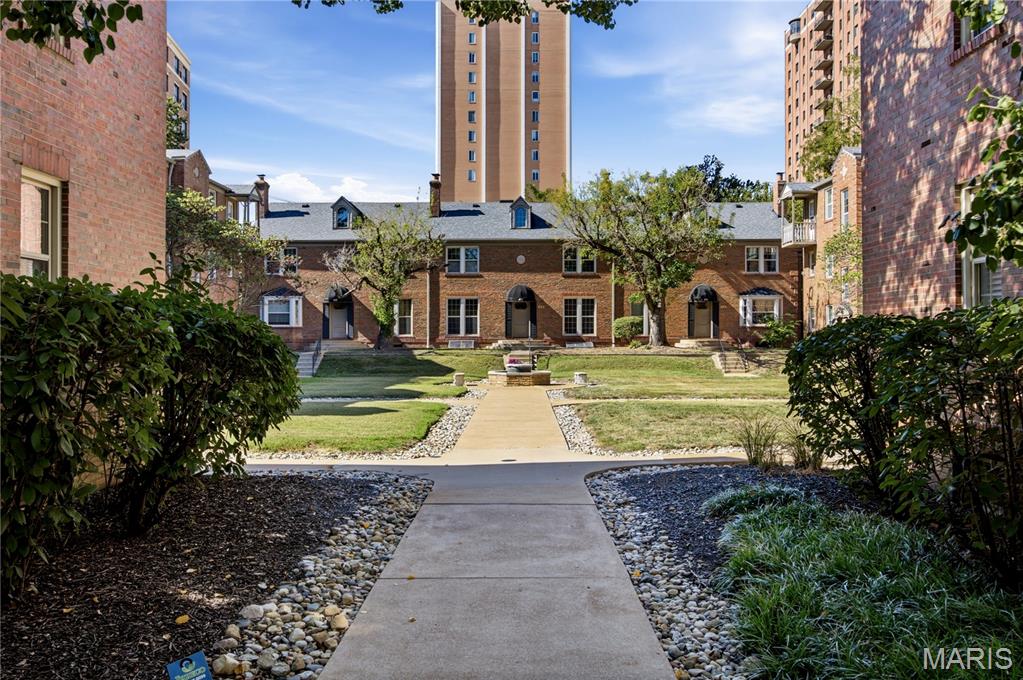 Photo of 817 Westwood Drive #3E Clayton MO 63105
