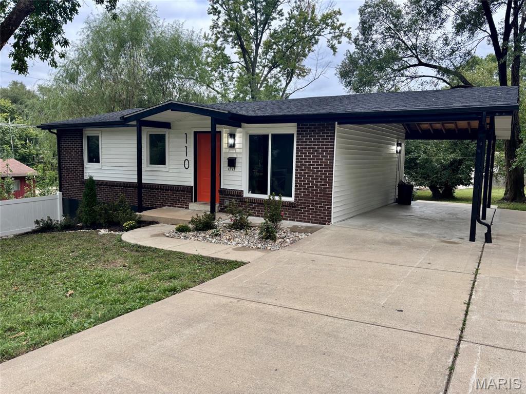 Photo of 110 E Thornton Avenue Webster Groves MO 63119