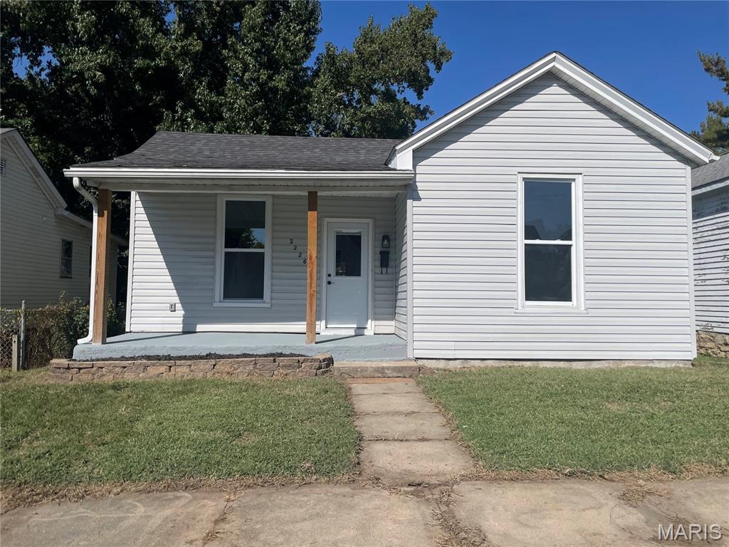 Photo of 2226 Chestnut Street Hannibal MO 63401