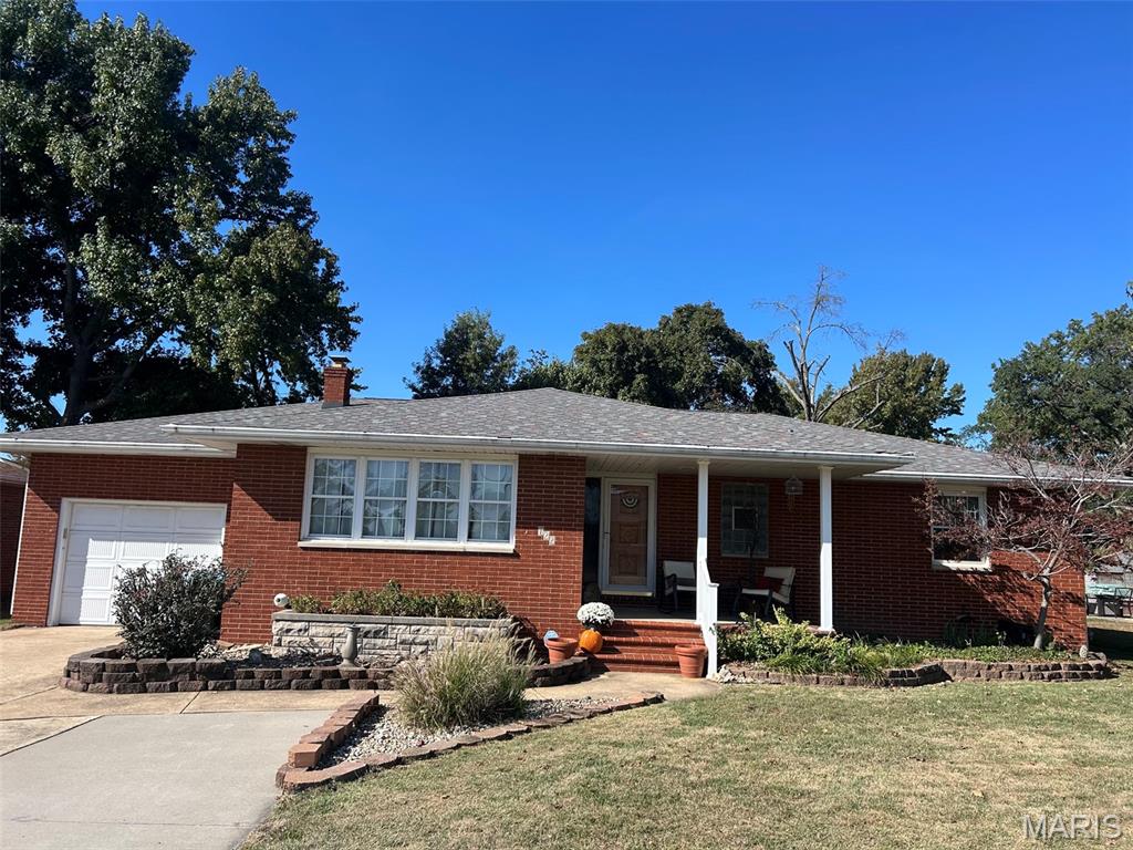 Photo of 722 N 9th Street Wood River IL 62095