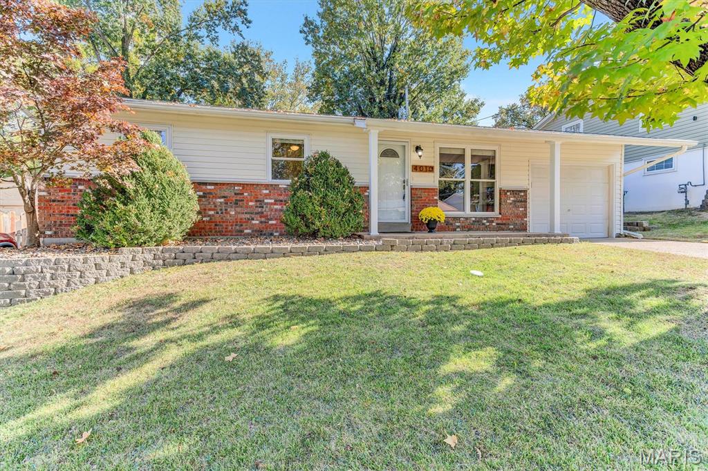 Photo of 4010 Sunrise Heights Drive St Louis MO 63129