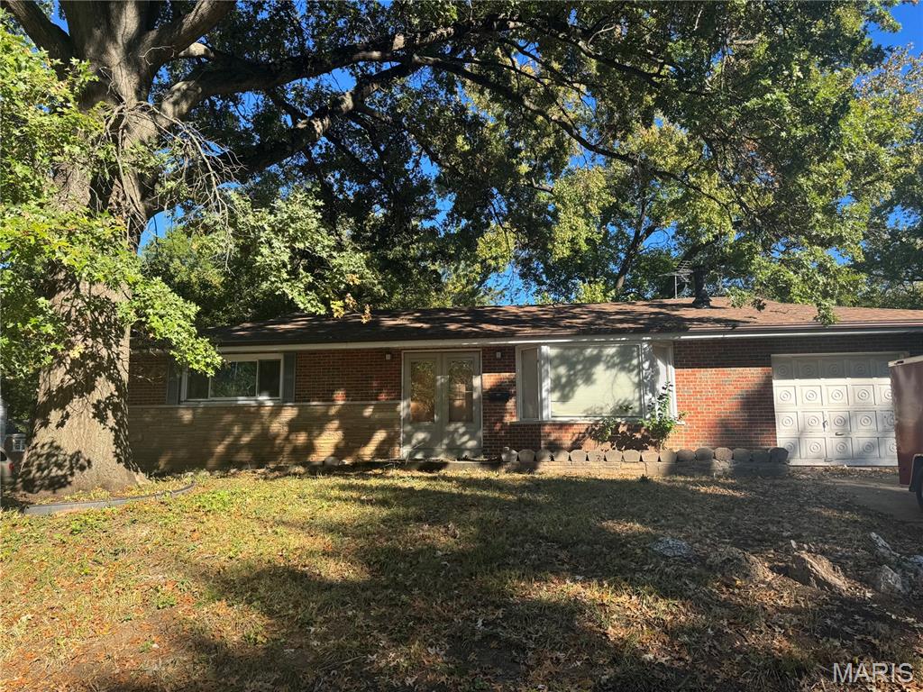 Photo of 1007 Hutton Place Ferguson MO 63135