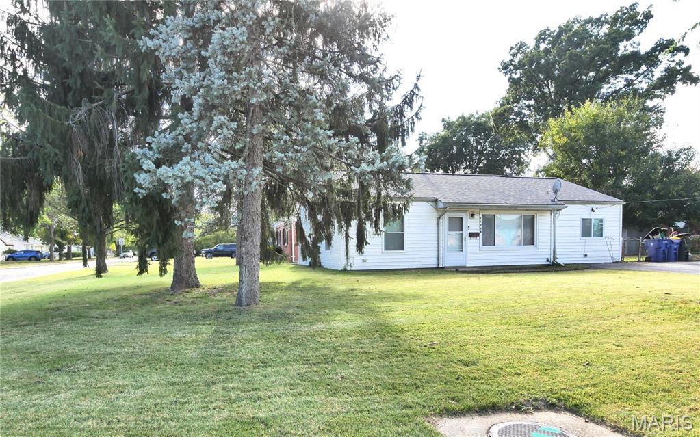 Photo of 11258 Saint Damian Drive St Ann MO 63074