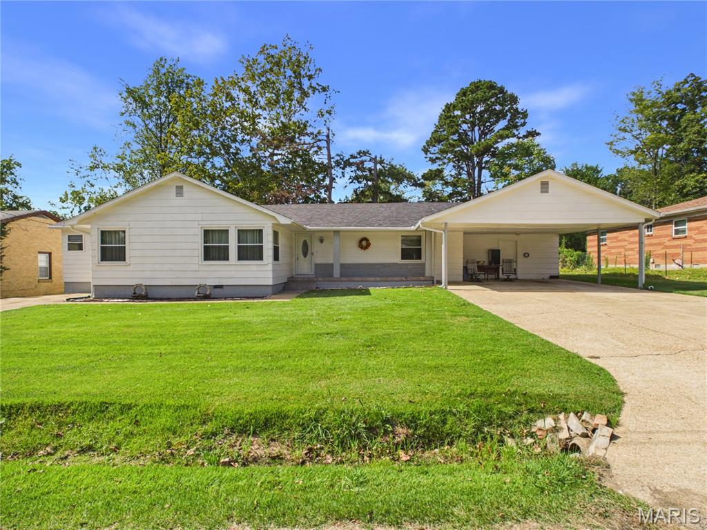 Photo of 2209 Penny Street Poplar Bluff MO 63901