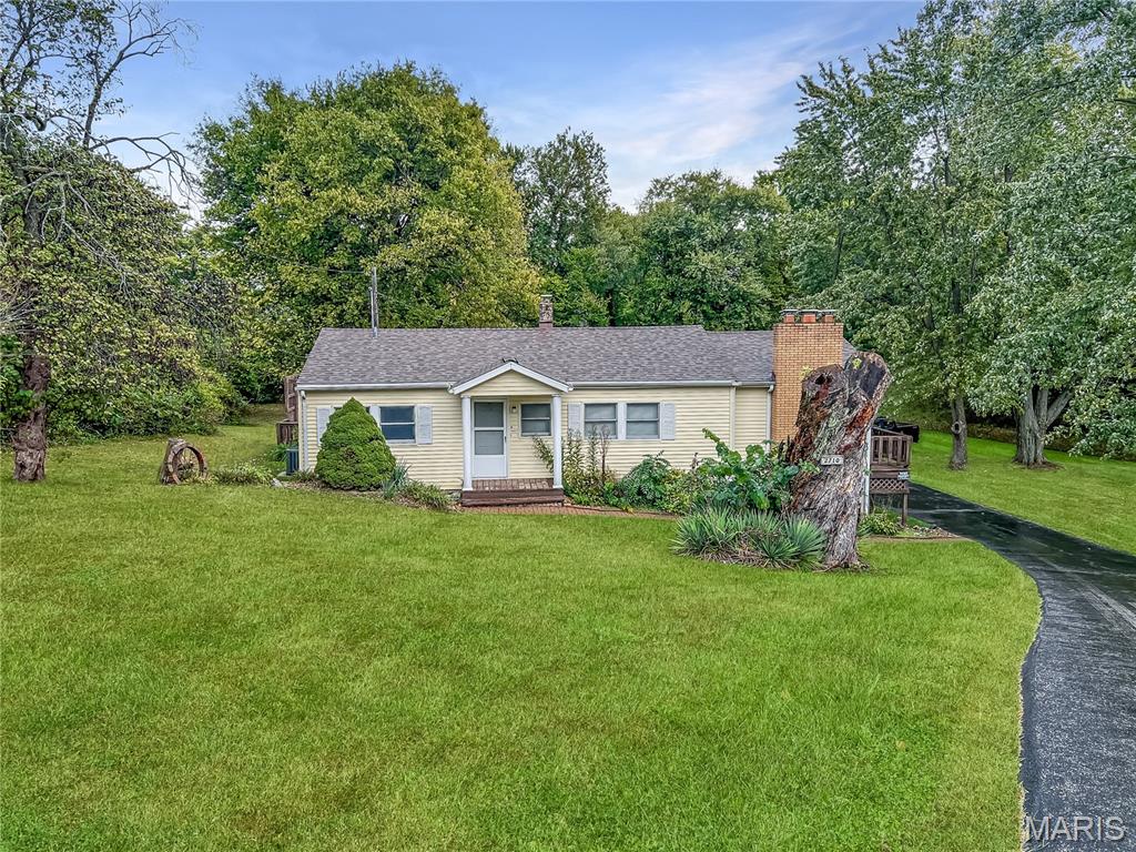 Photo of 2710 Keebler Road Maryville IL 62062