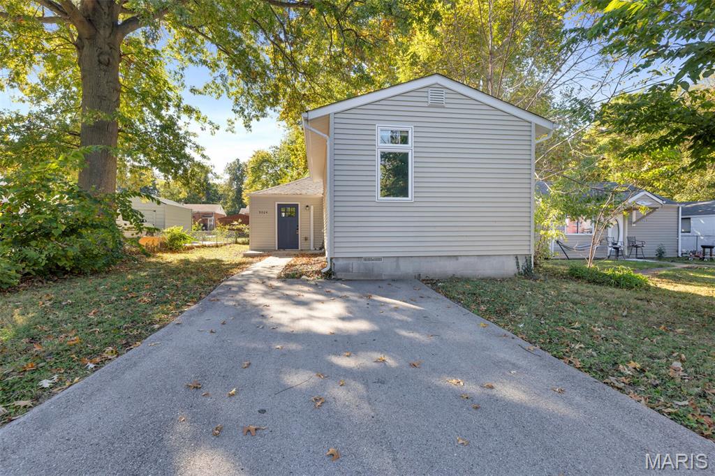 Photo of 9024 Forest Avenue St Louis MO 63114