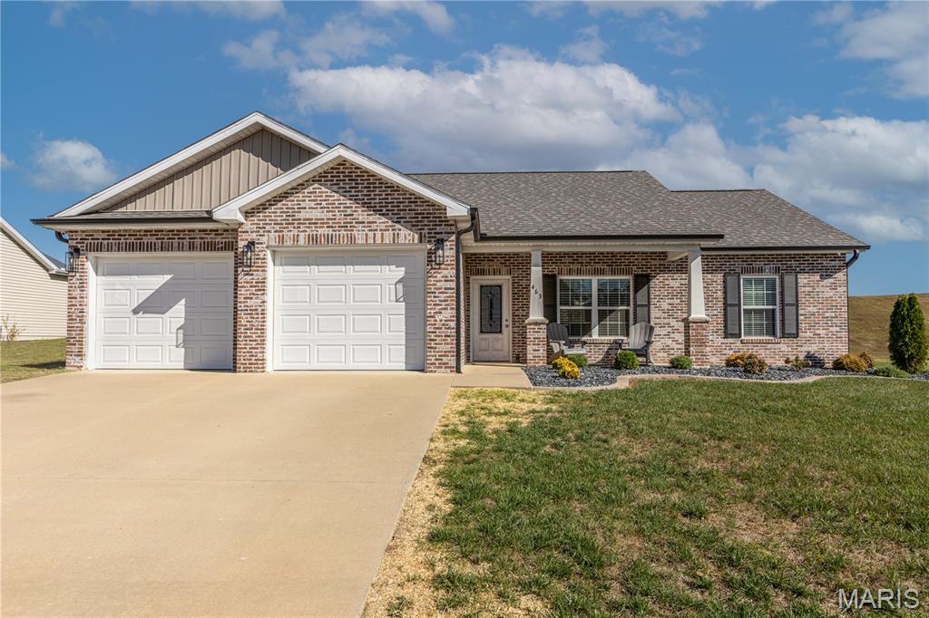 Photo of 463 Castle Leoch Drive Jackson MO 63755