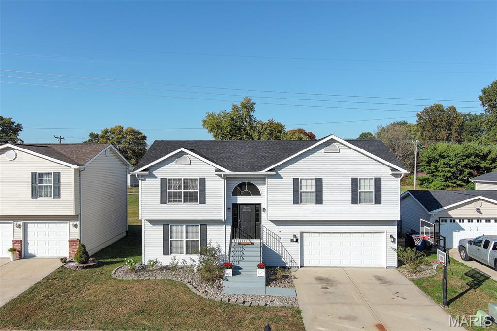 Photo of 2305 Hunters Point Drive Granite City IL 62040