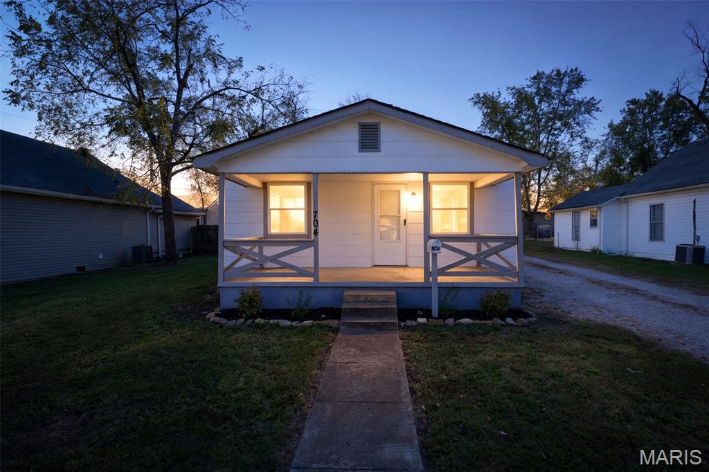Photo of 704 N Desloge Drive Desloge MO 63601