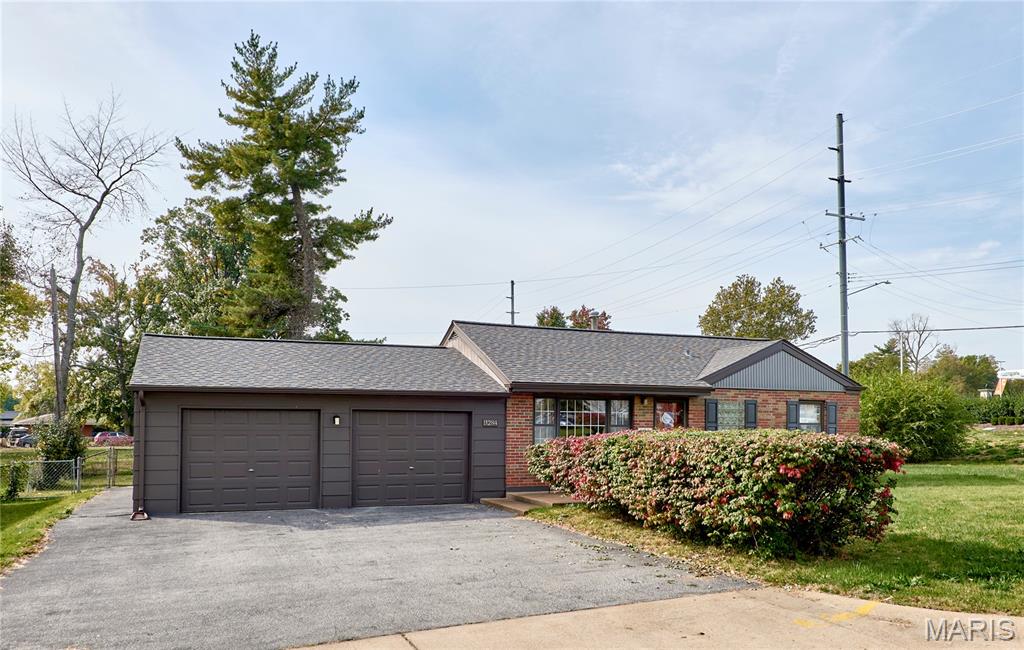 Photo of 11284 Saint Clement Lane St Ann MO 63074
