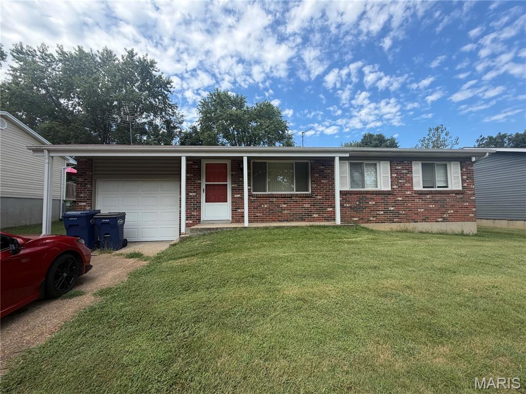 Photo of 505 Cypress Drive Pacific MO 63069
