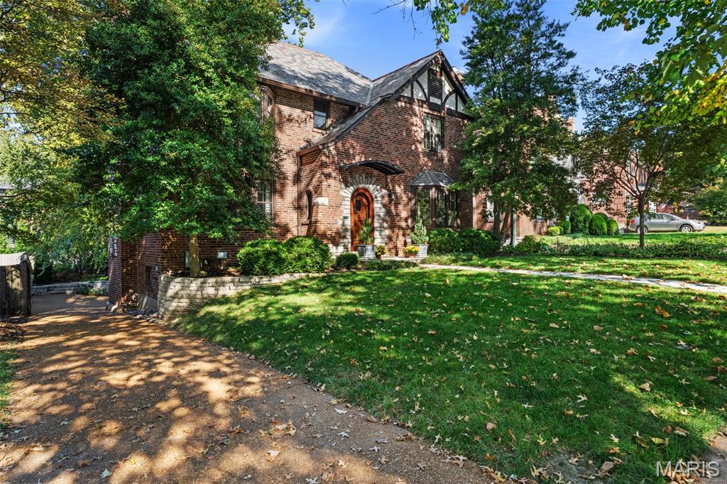 Photo of 541 Purdue Avenue University City MO 63130