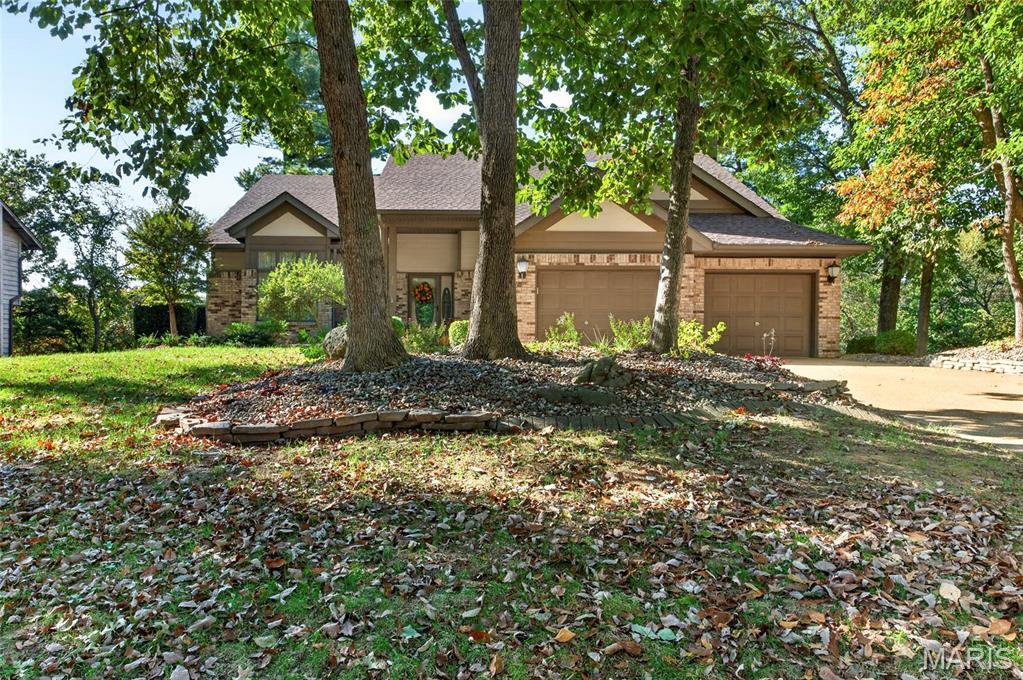 Photo of 214 CRESTWOOD Drive Collinsville IL 62234