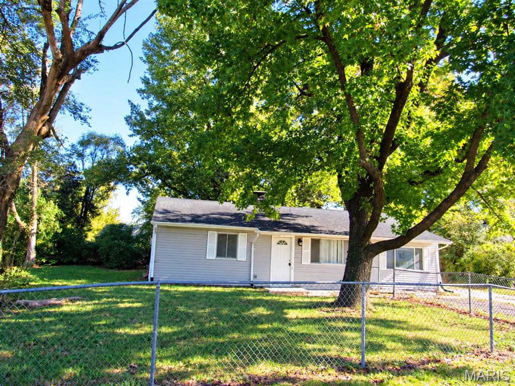 Photo of 11 Saint Columba Drive Cahokia IL 62206