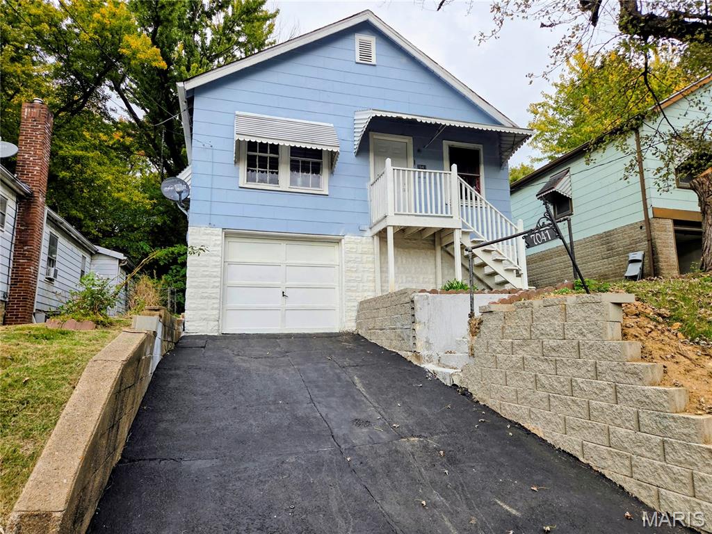 Photo of 7041 Garesche Avenue Jennings MO 63136