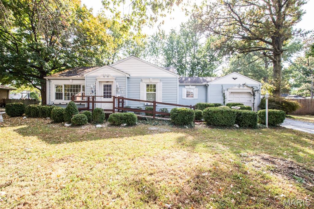 Photo of 2120 Amos Avenue Granite City IL 62040